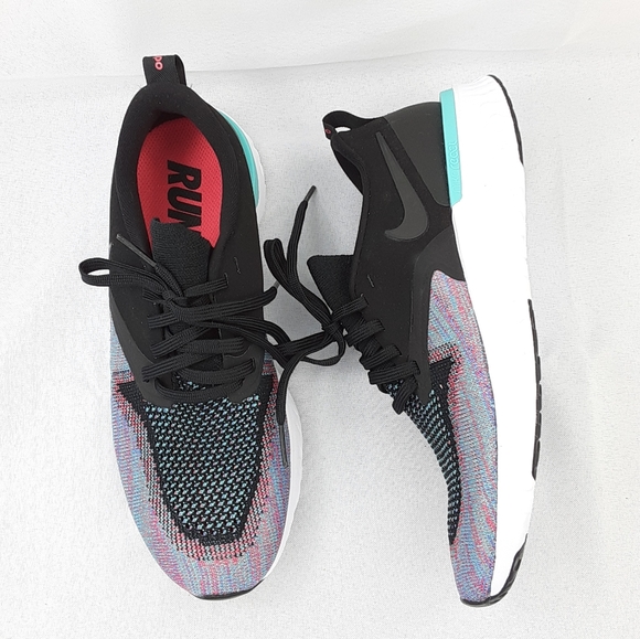 Nike Shoes - Nike size 7.5